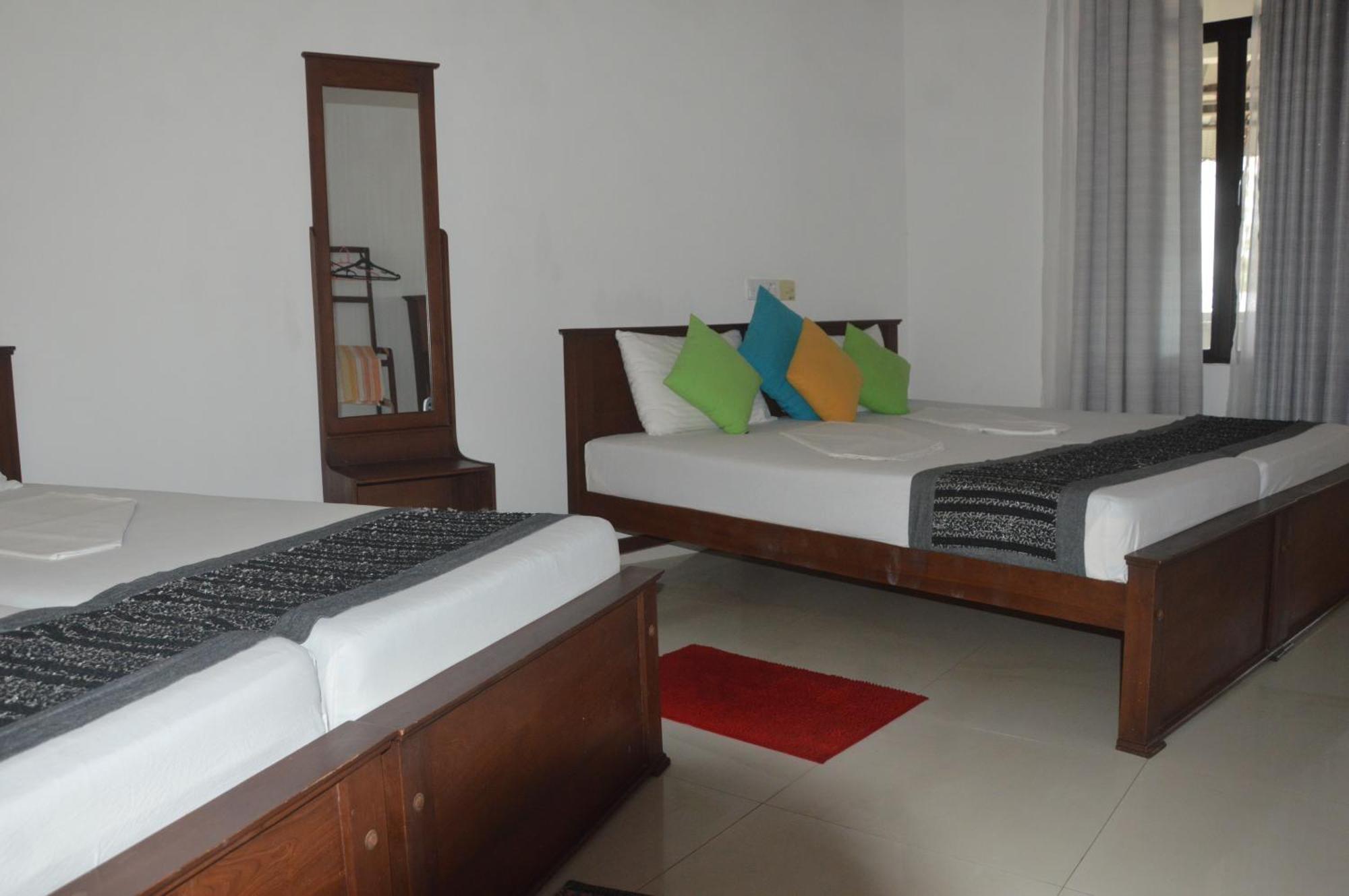 Weligama Bay View Hotel Exterior photo